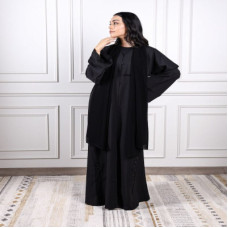 ‎ عباية نسائية عملية بلون أسود