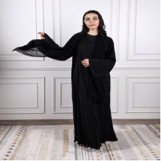 ‎ عباية نسائية بتصميم عملي أسود